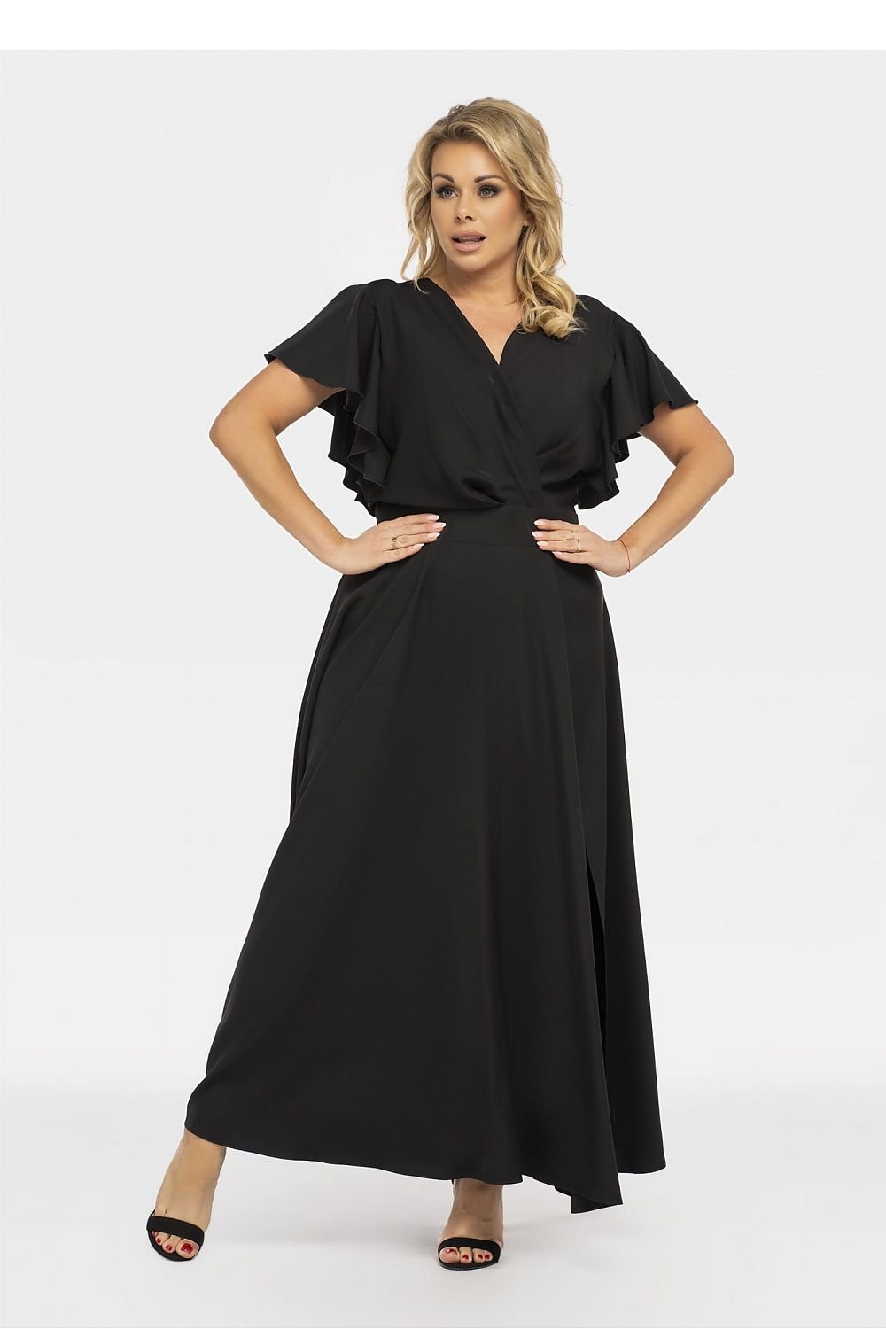Plus size dress model 190942